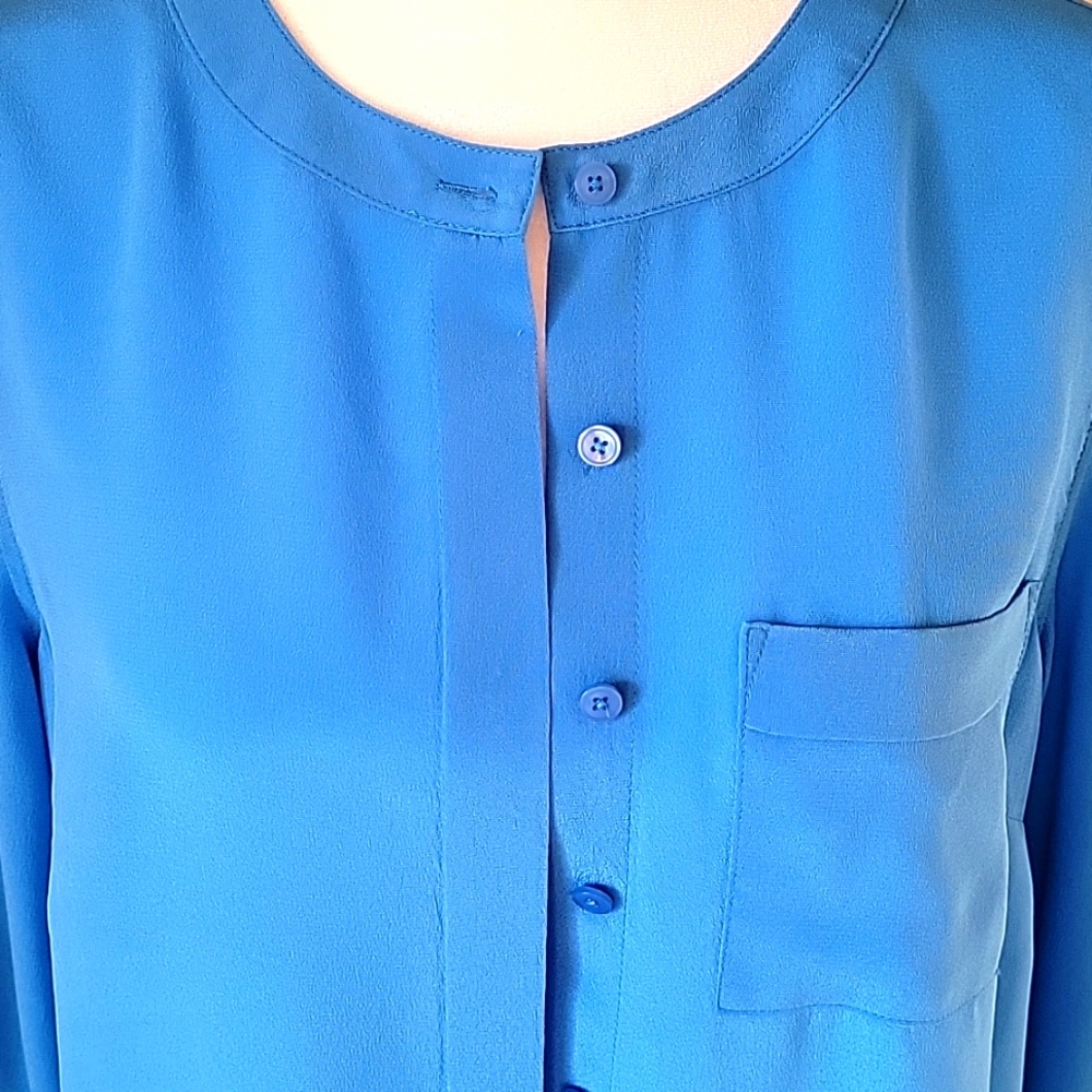 Talbots 100% Silk Blouse S Bright Blue Washable Silk Minimalist Luxe Top - Picture 4 of 17
